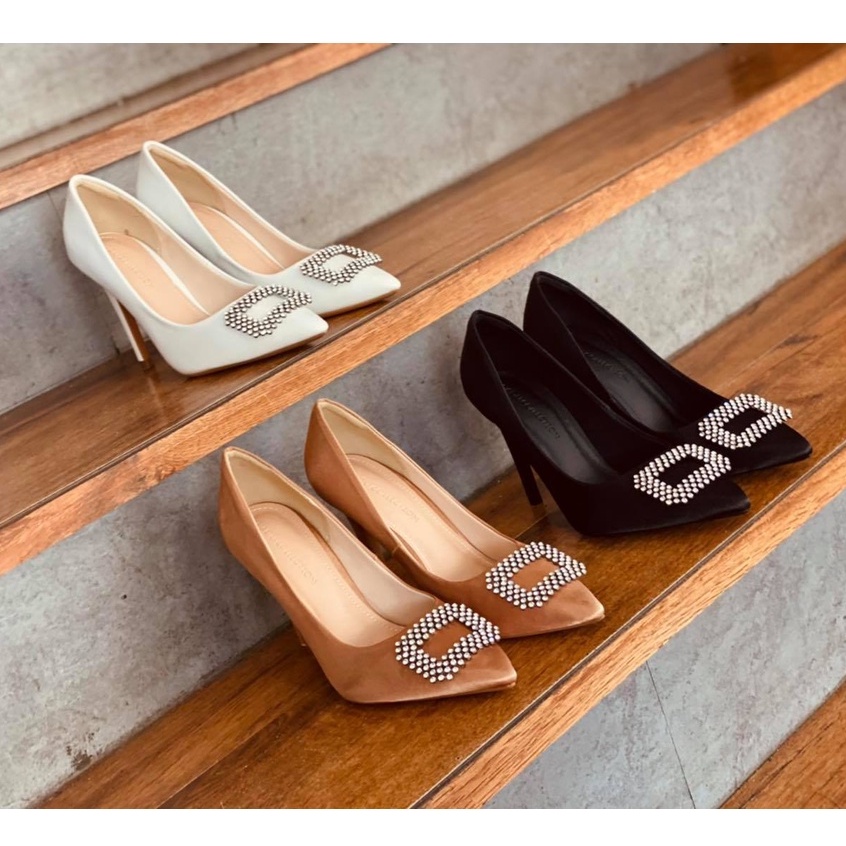 Giày cao gót 9p bít mũi HADU G933 khóa đính đá, chất liệu lụa satin, gót cao từ 7 10cm