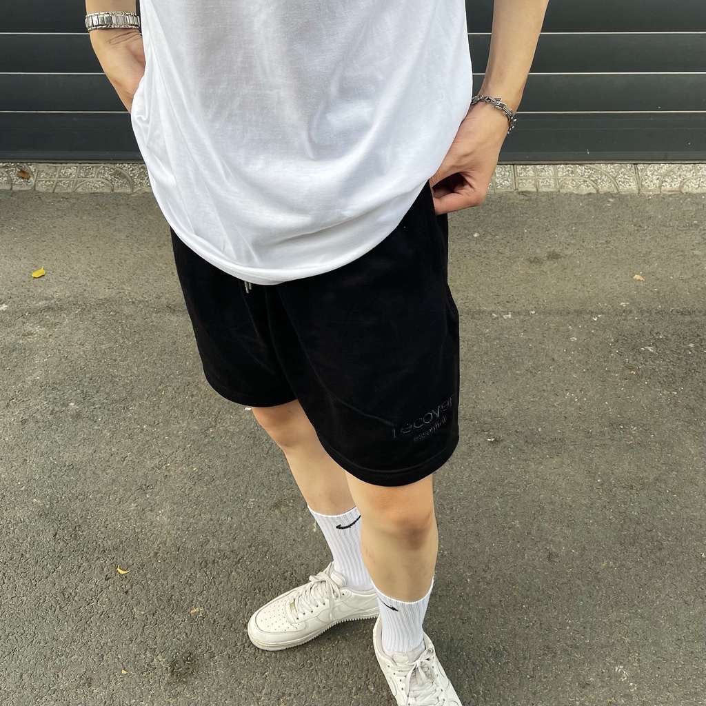 Quần Short Basic thêu chìm Recover