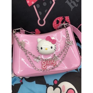 Túi đeo vai kẹp nách hello kitty gắn xích charm đáng yêu