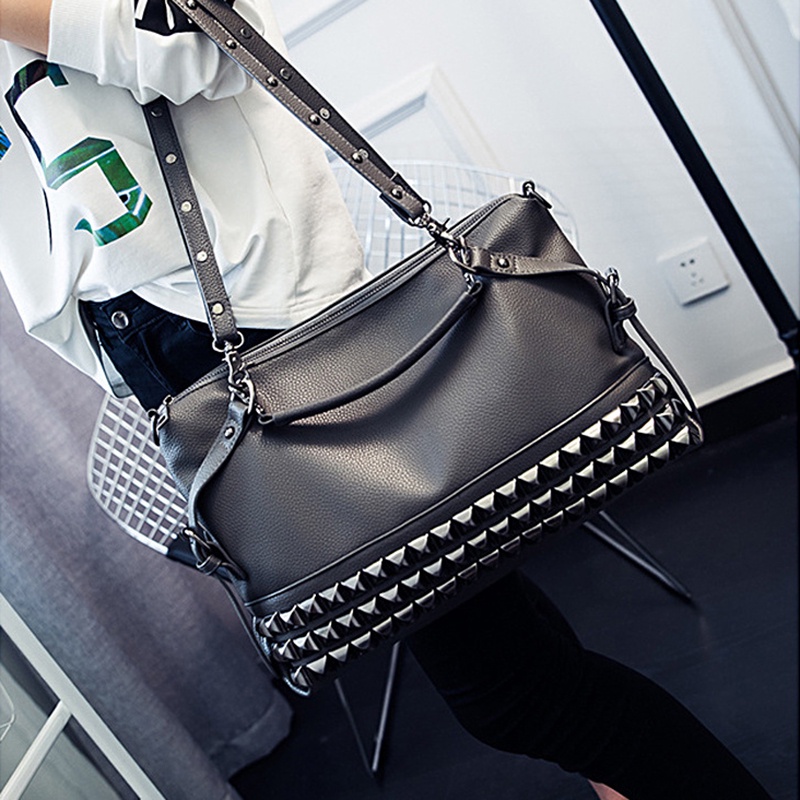 IELGY Punk Ladies Lychee Pattern Fashion Large Capacity Rivet Shoulder Bag