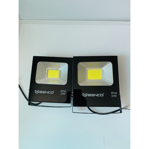 BÓNG ĐÈN PHA LED SỬ DỤNG ĐIỆN 220V CÔNG SUẤT 20W - 30W DÙNG CHIẾU SÁNG DÂN DỤNG , NHU CẦU DÙNG CÔNG SUẤT NHỎ