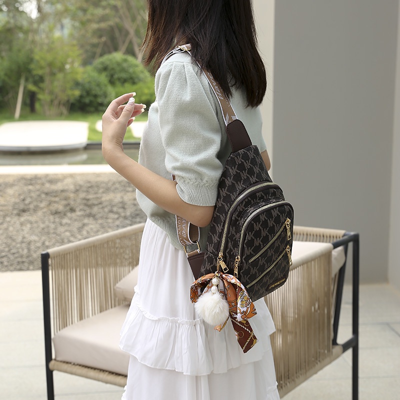 Túi Đeo Chéo Ngực Nhỏ Nhắn Thời Trang Cho Nữ