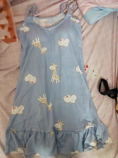 [Mã WARN10 giảm 10k đơn 99k] Váy ngủ hai dây có đệm đuôi xếp ly (tặng kèm bịt mắt ru ngủ) | BigBuy360 - bigbuy360.vn