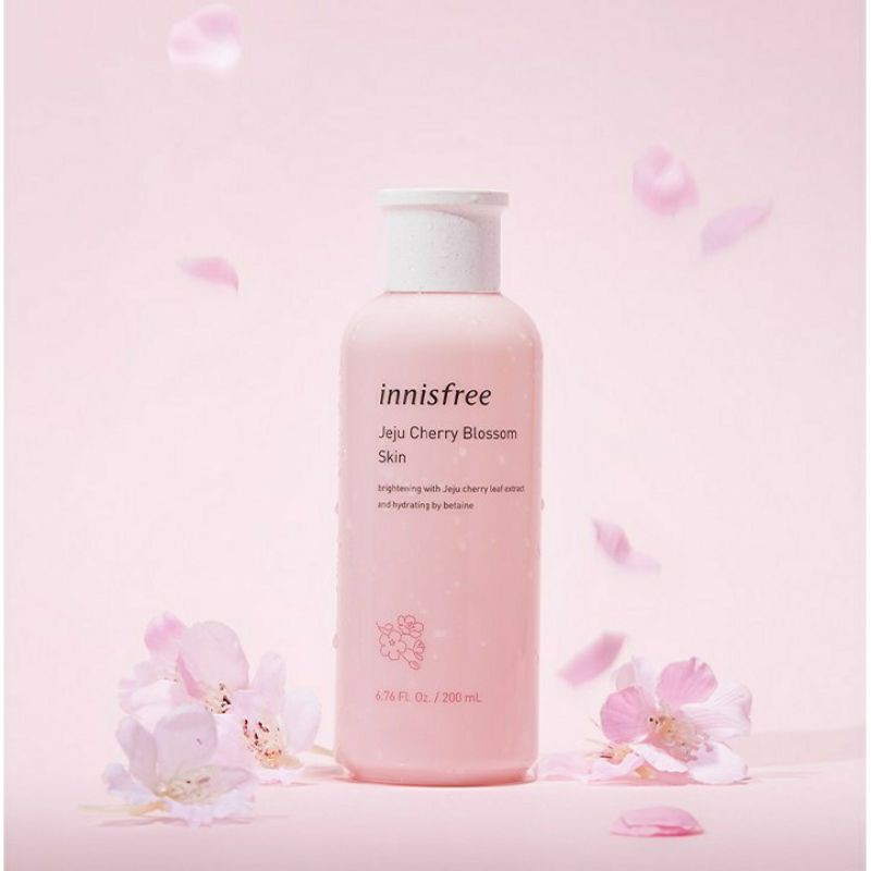 Nước hoa hồng chiết xuất từ hoa đào làm sáng da Innisfree Jeju Cherry Blossom skin