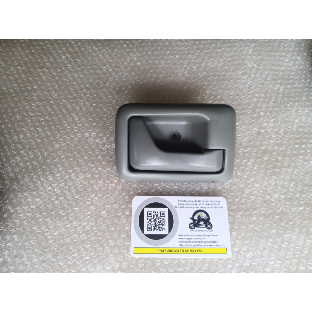 Tay mở cửa bên trong Suzuki Wagon R+ 2001-2007 Màu xám và các dòng xe tương ứng khác Giá 1 cái