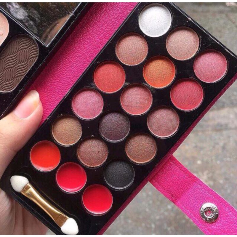 Phấn mắt dạng ví siêu tiện lợi | BigBuy360 - bigbuy360.vn