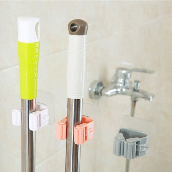 Móc Treo Chổi Và Cây Lau Nhà Đa Năng