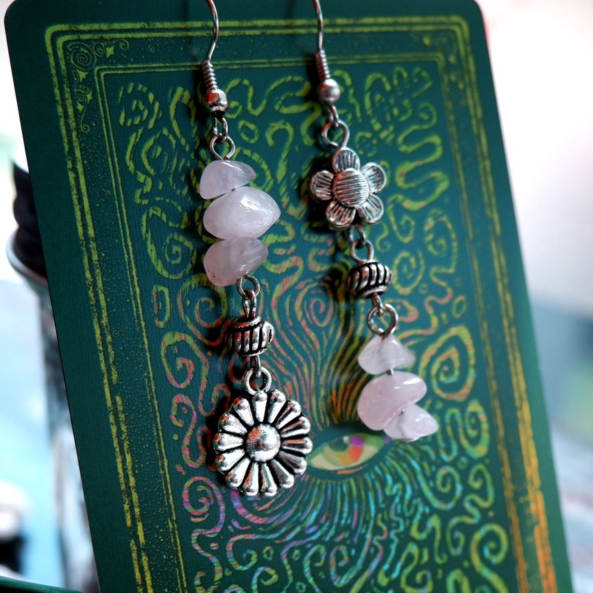 HOA VĂN : Hoa tai, bông tai, handmade, thiết kế