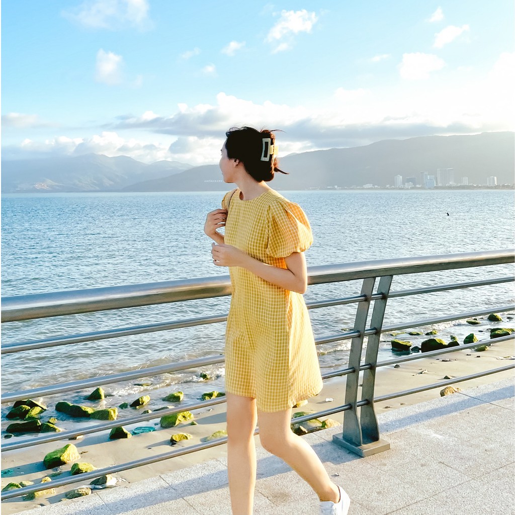 Đầm vàng mùa Hè | BigBuy360 - bigbuy360.vn