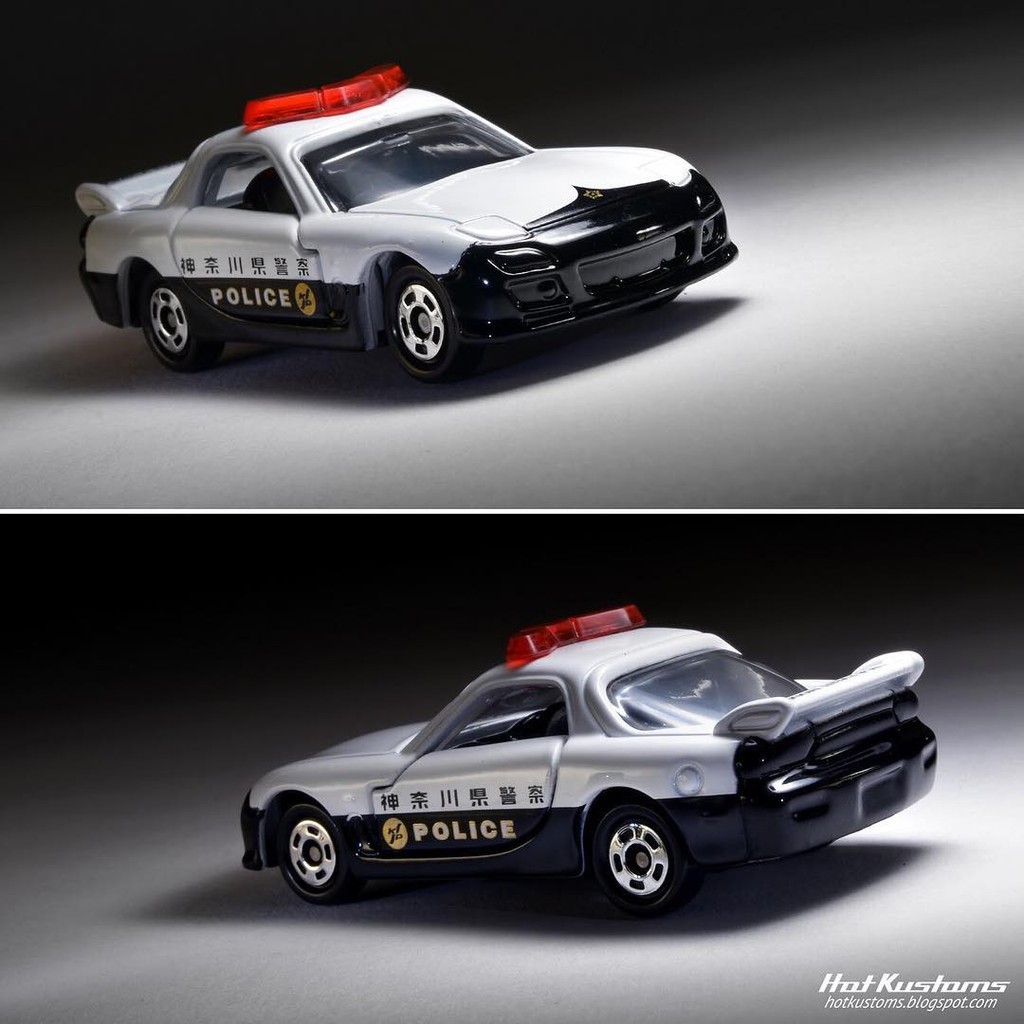 Xe Tomica Mazda RX-7 Police