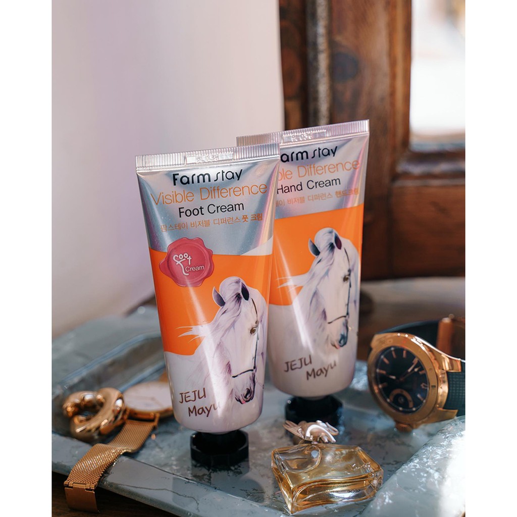 Kem dưỡng ẩm và làm mềm da tay chiết xuất mỡ ngựa Farmstay Visible Difference Hand Cream Jeju Maya 100g