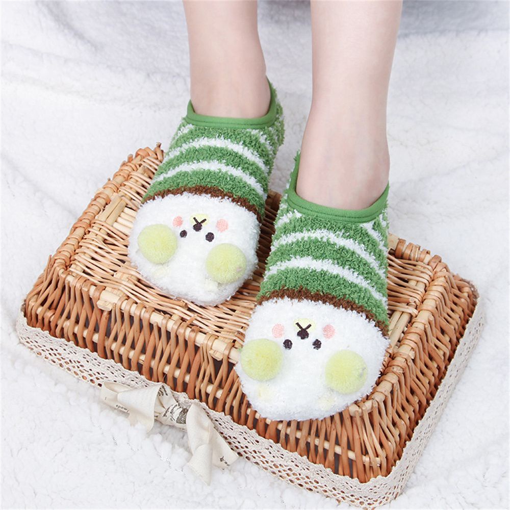 Vớ đi trong nhà bằng vải lông cừu san hô mềm mại chống trượt giữ ấm mùa đông in họa tiết hoạt hình dễ thương cho nữ