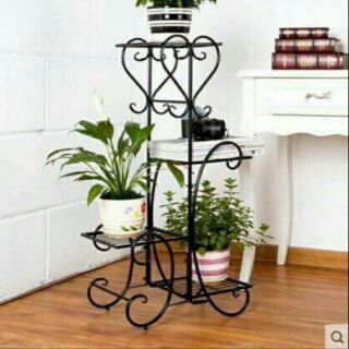 Kệ sắt trang trí để chậu hoa