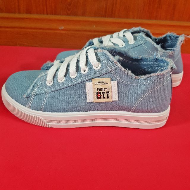 Sneaker jean nữ