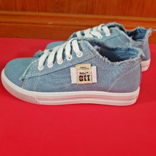 Sneaker jean nữ
