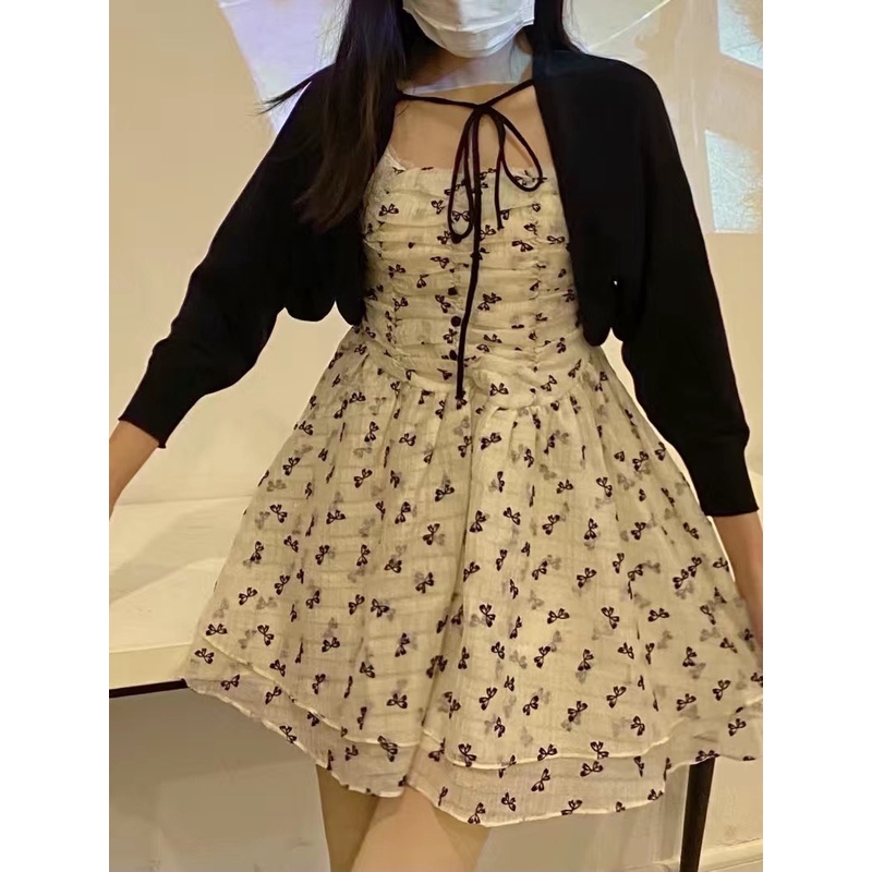 Set váy hai dây dáng xòe kèm áo khoác cardigan thắt nơ xinh xắn