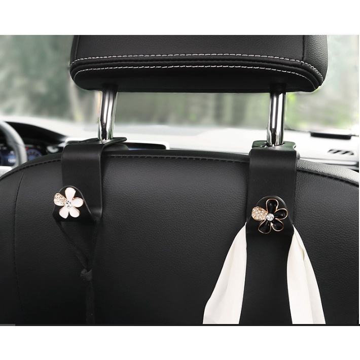 Móc treo đồ sau ghế ô tô gắn hoa chanel dễ thương- Dũng An shop