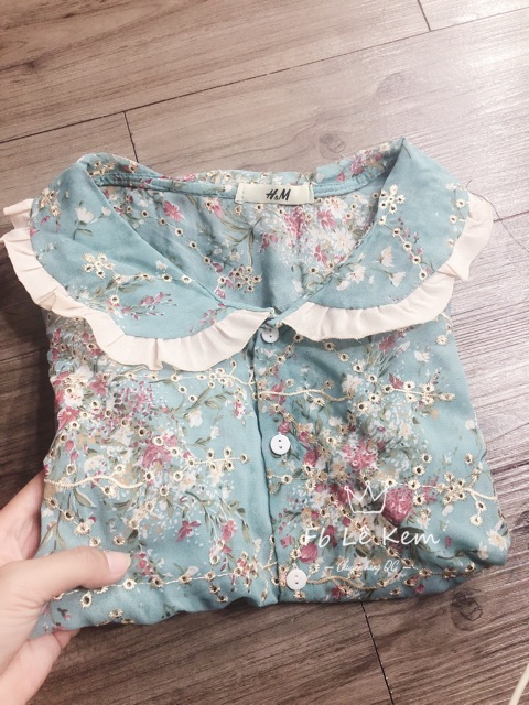 Áo voan hoa vintage cổ bèo xinh