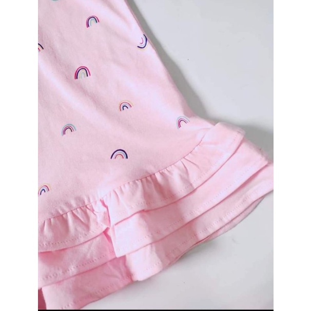 Đầm thun cotton màu hồng phấn, hiệu Little Maven, cổ Polo in hoạ tiết cầu vồng cho bé gái