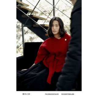 Áo khoác dạ đỏ lông cừu vạt lệch thiết kế elise fw1908203ocwlrd