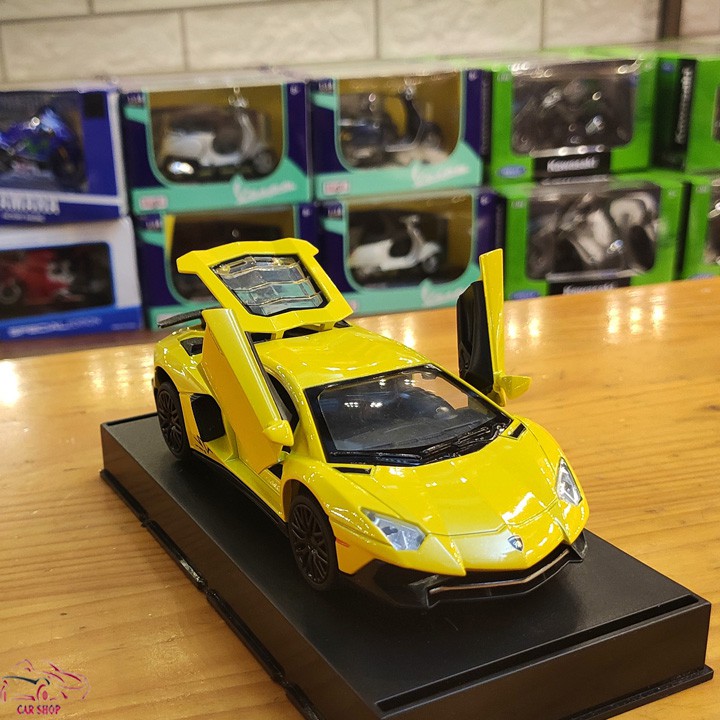 Mô hình xe sắt Lamborghini SV LP750 màu vàng tỉ lệ 1:32