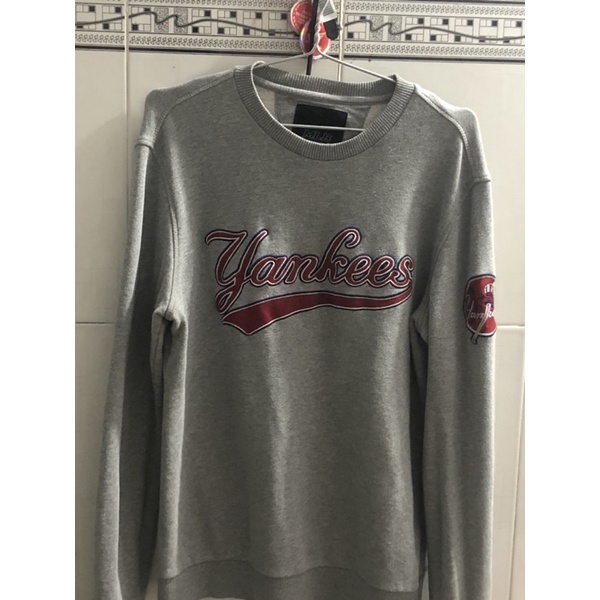 áo MLB 2hand mới 98% và bomber 2hand mới 98%