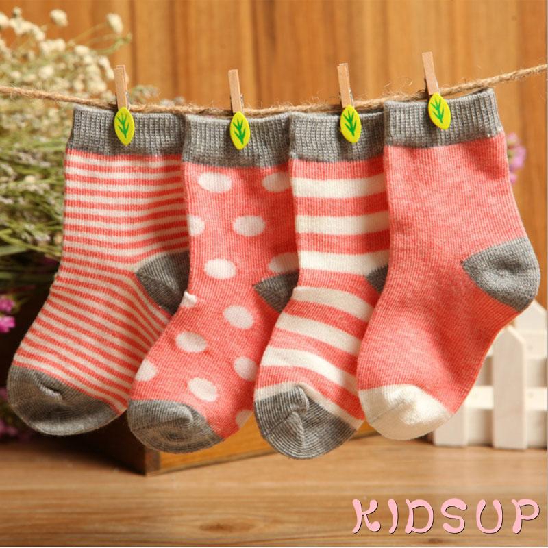 Set 4 Đôi Tất Cotton Mềm Mại Cho Bé Sơ Sinh 0-3 Tuổi