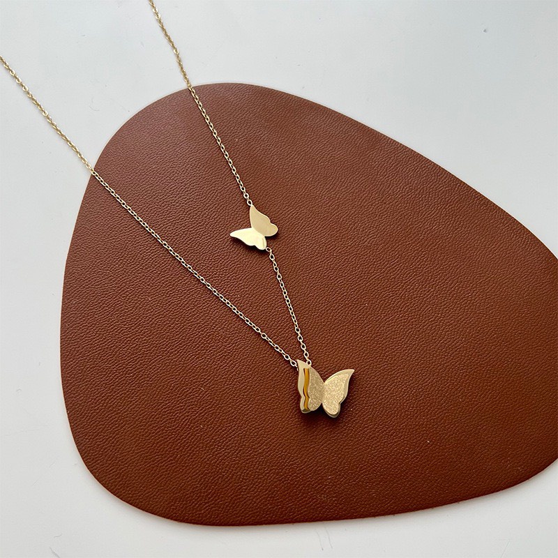 Dây chuyền titan nữ không gỉ mạ vàng 18k hình bướm  thời trang Her Accessories CT23