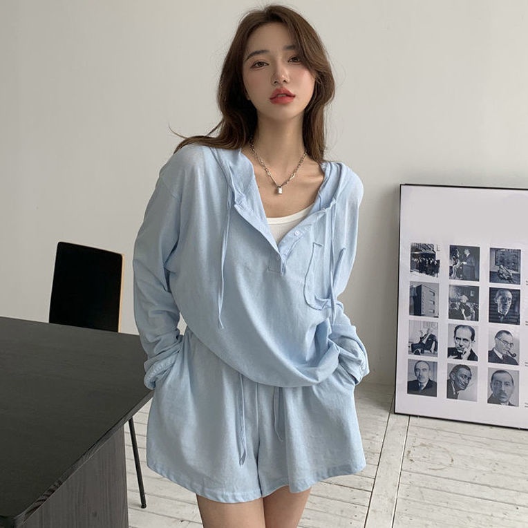 Set Áo Hoodie Tay Dài Dáng Rộng + Quần ngắn ống rộng Cho Nữ