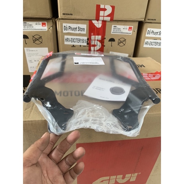 Baga Givi MRV cho xe Exciter 155