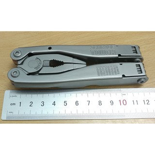 Dao đa năng Schrade Touch