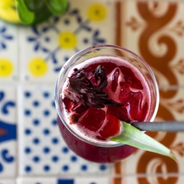 Combo Mứt Hibiscus + Trà + Nước cốt ngâm cực thích | BigBuy360 - bigbuy360.vn