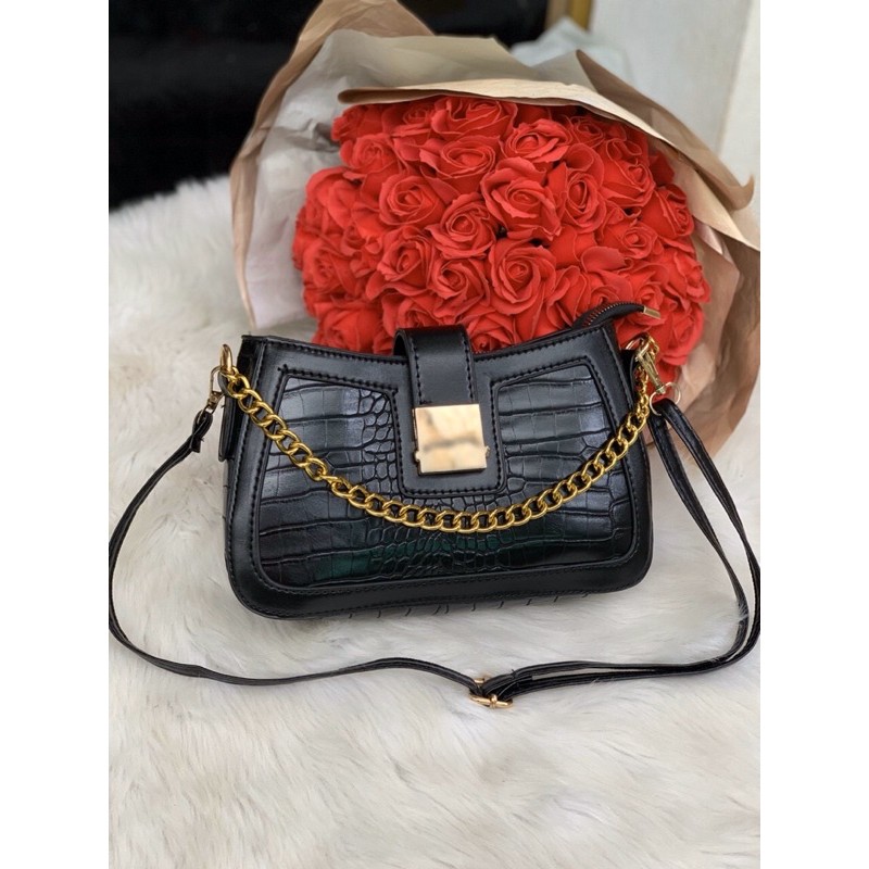 Kẹp nách khoá vuông size 24 | BigBuy360 - bigbuy360.vn