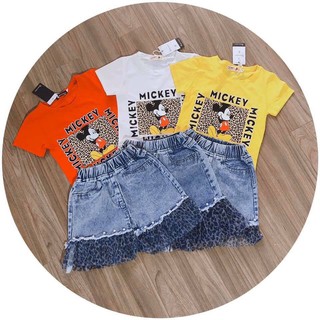 Set mickey chân váy jean pha ren cho bé gái