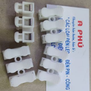 10 chiếc cầu đấu dây 3 đầu loại nhỏ 250v