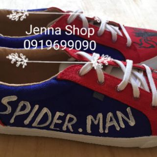 Sneakers Pull&Bear vẽ tay cá tính