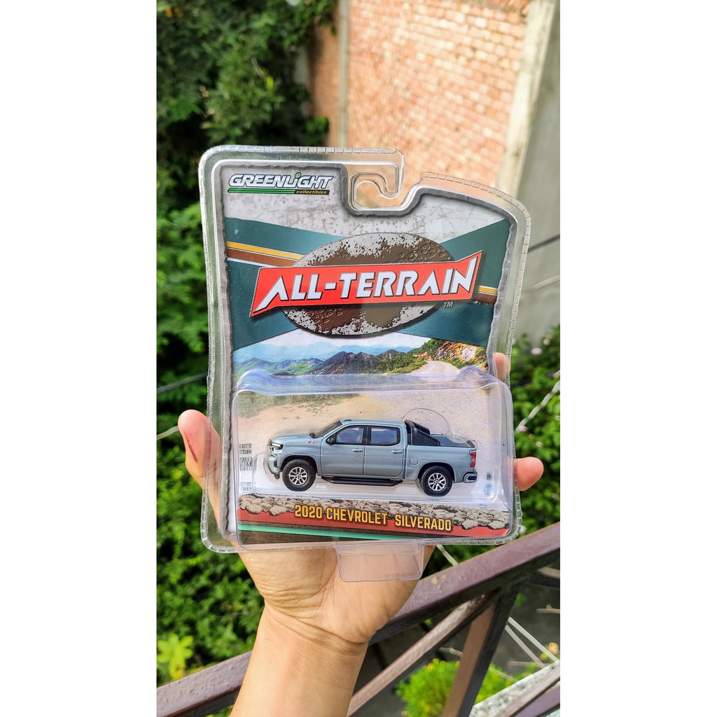 Mô hình tĩnh Greenlight 2020 Silverado Offroad All Terrain tỷ lệ 1:64