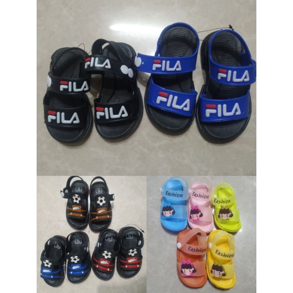 Giày sandal nhựa nhiều mẫu cho bé