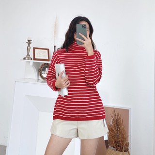 Áo len cổ lọ kẻ ngang