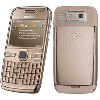 Điện thoại độc cổ NOKIA E72