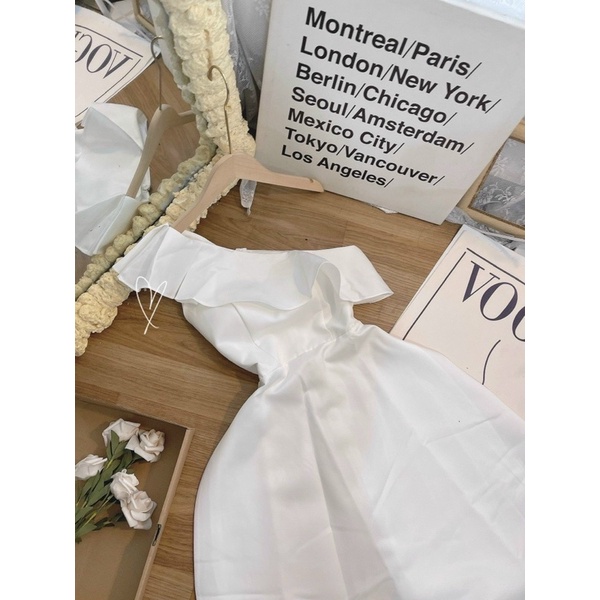 ĐẦM MIDI TRẮNG LỆCH VAI BÈO