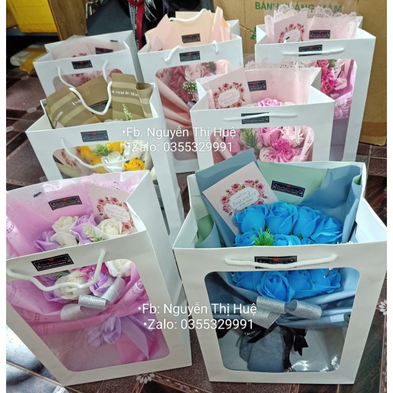 Bó hoa sáp 11 bông HQ XỐP HÀN có đèn+ thiệp và túi