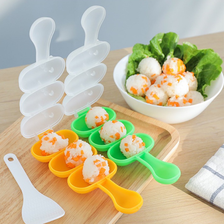 Khuôn lắc cơm bento tạo hình tròn kèm thìa 00195