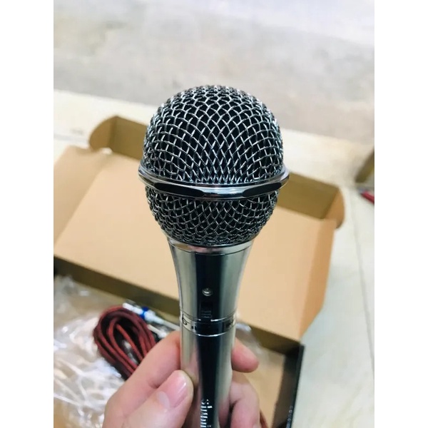Micro Có Dây Cao Cấp Kim Loại Nguyên Khối Chống Hú Giá Rẻ