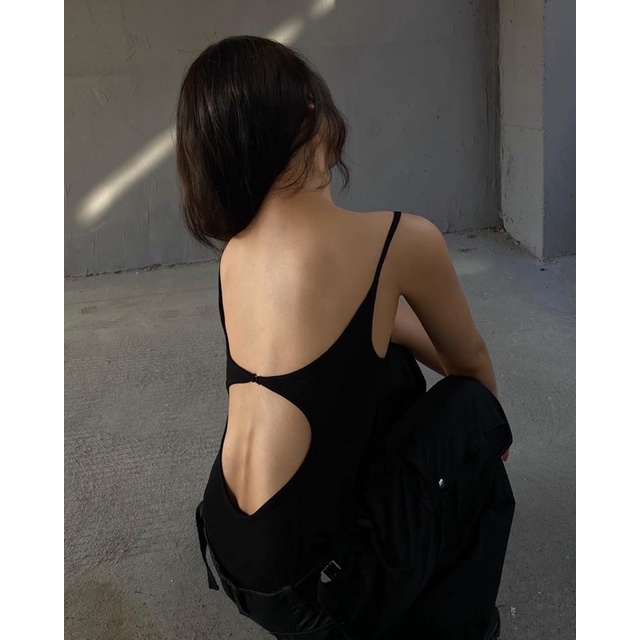 Áo Bodysuit 2 dây mảnh khoét lưng tròn có khoen Đen