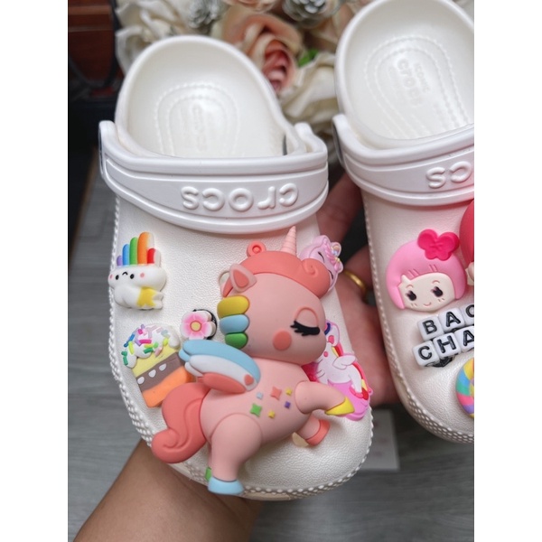 Khách  mua đơn rồi ib shop tư vấn! Dép crocss xuất xịn , fullcharm hàng đẹp mẫu mới