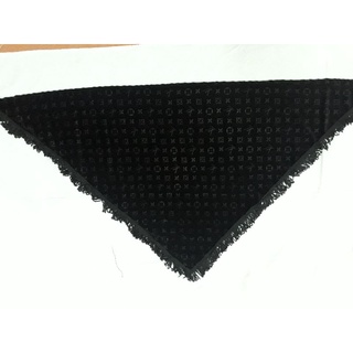 Khăn nhung tua chữ LV bà già HÀNG ĐẸP