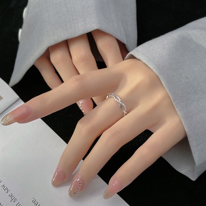Nhẫn bạc nữ 925 free size xoắn đính đá tấm đơn giản xinh xắn Dế Bạc - N6061