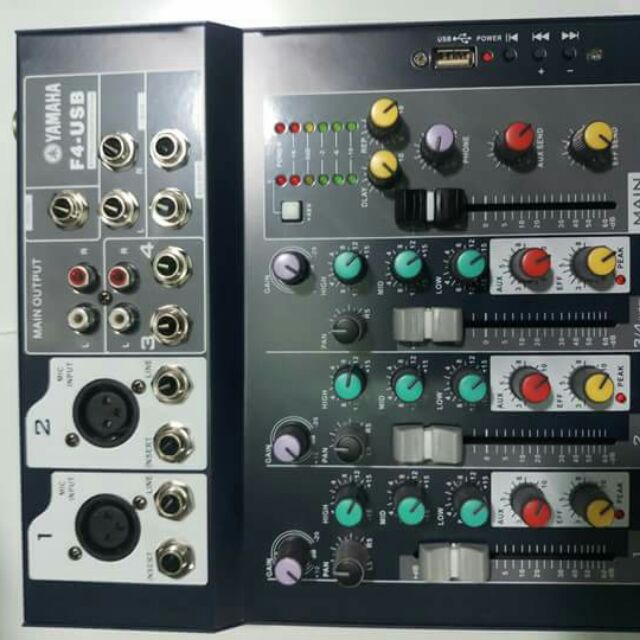 Mixer mini yamaha F4