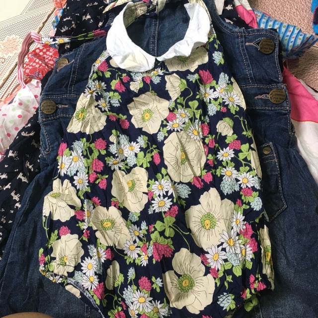 Yếm body hoa bé gái